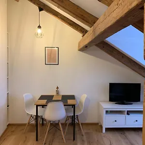 https://schone-zentrale-1-zimmer-wohnung-in-der-altstadt.com-bavaria.com